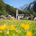 Luxury Sunrise In Διαμέρισμα Losone